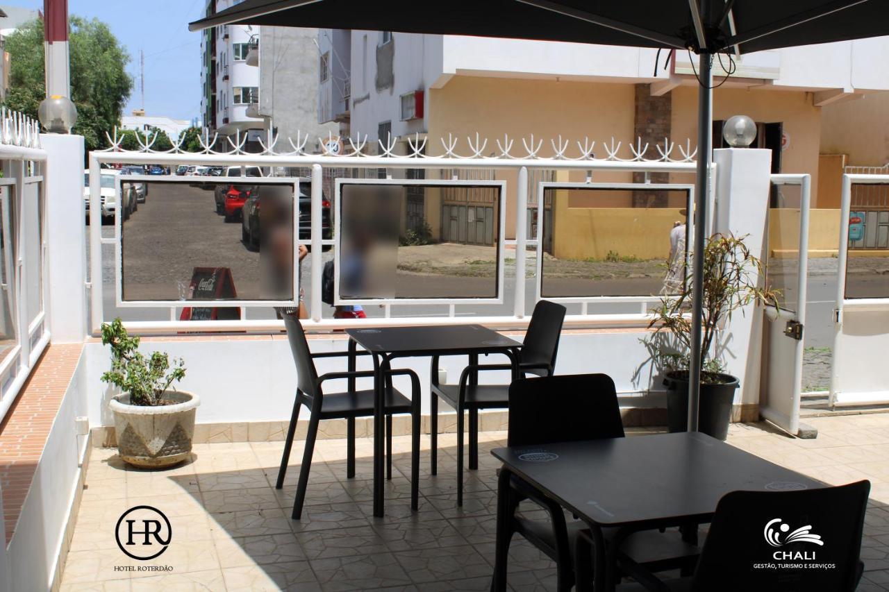 Hotel Roterdao "Under New Management" Praia Exterior foto